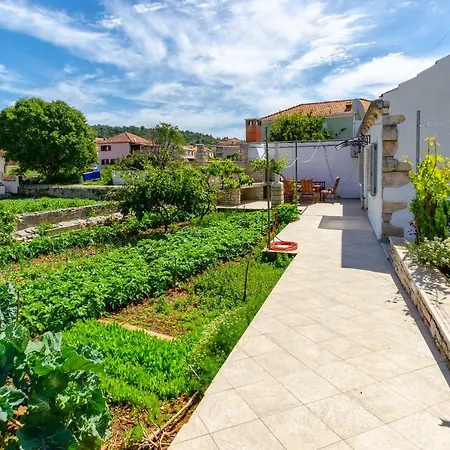 House Lara Tatil Evi