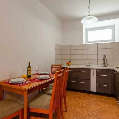 Ferienhaus House Lara