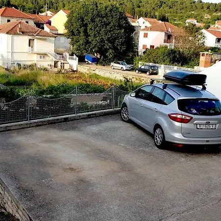 House Lara * Vela Luka