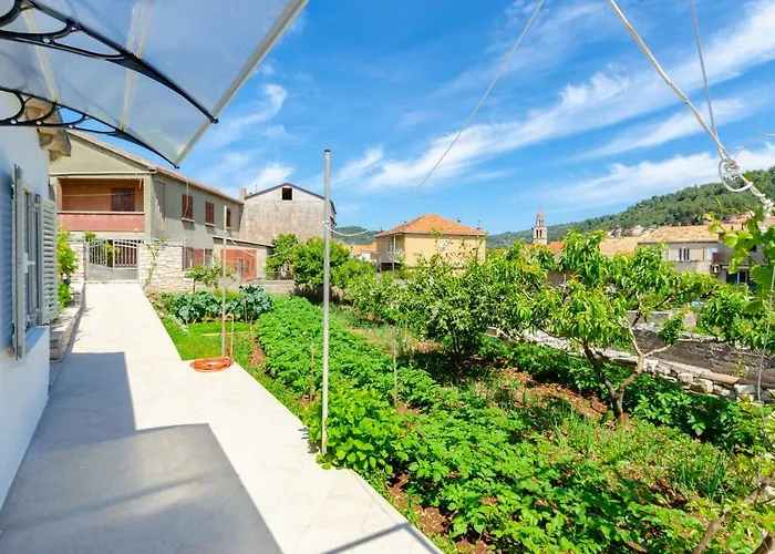 House Lara * فيلا لوكا