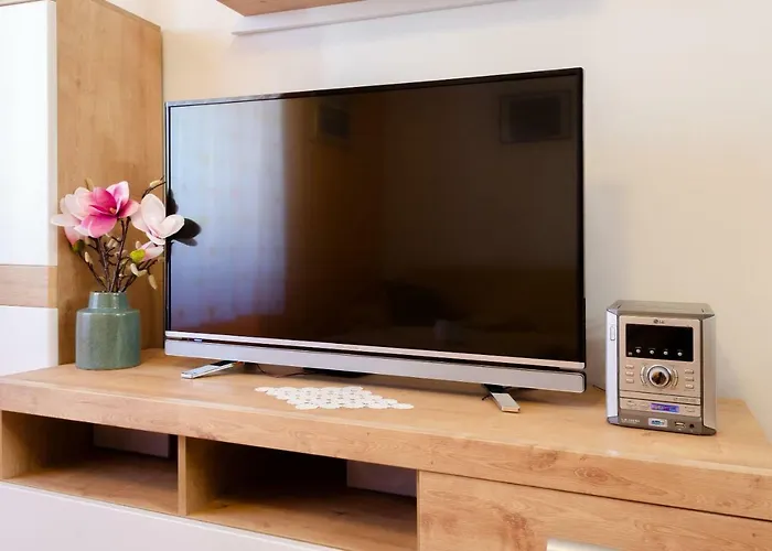 House Lara بيت للعطل فيلا لوكا